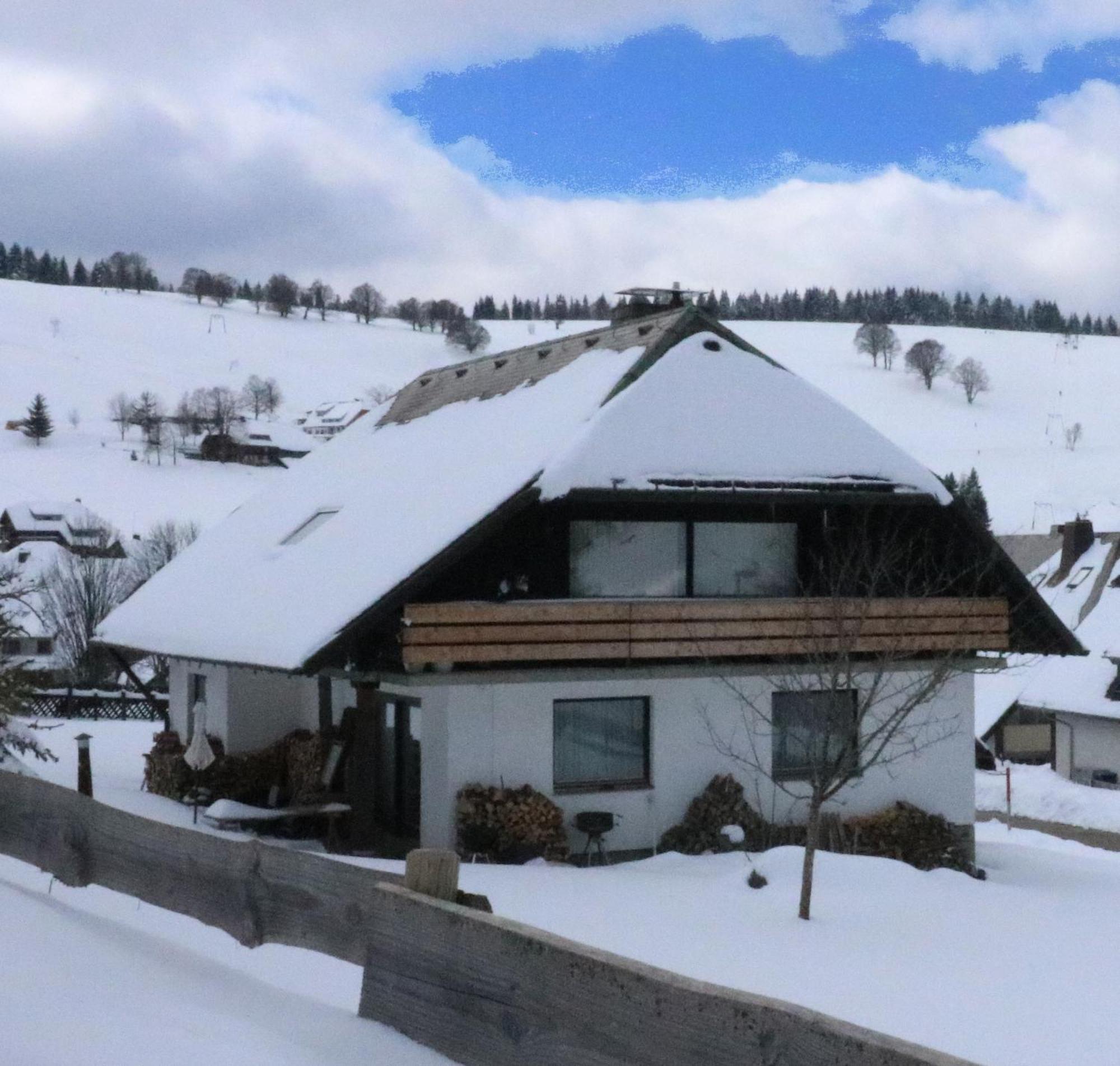 Вилла Schwarzwaldhaus Sonnenstrasse, Oberried-Hofsgrund, Dreisamtal Оберрид Экстерьер фото